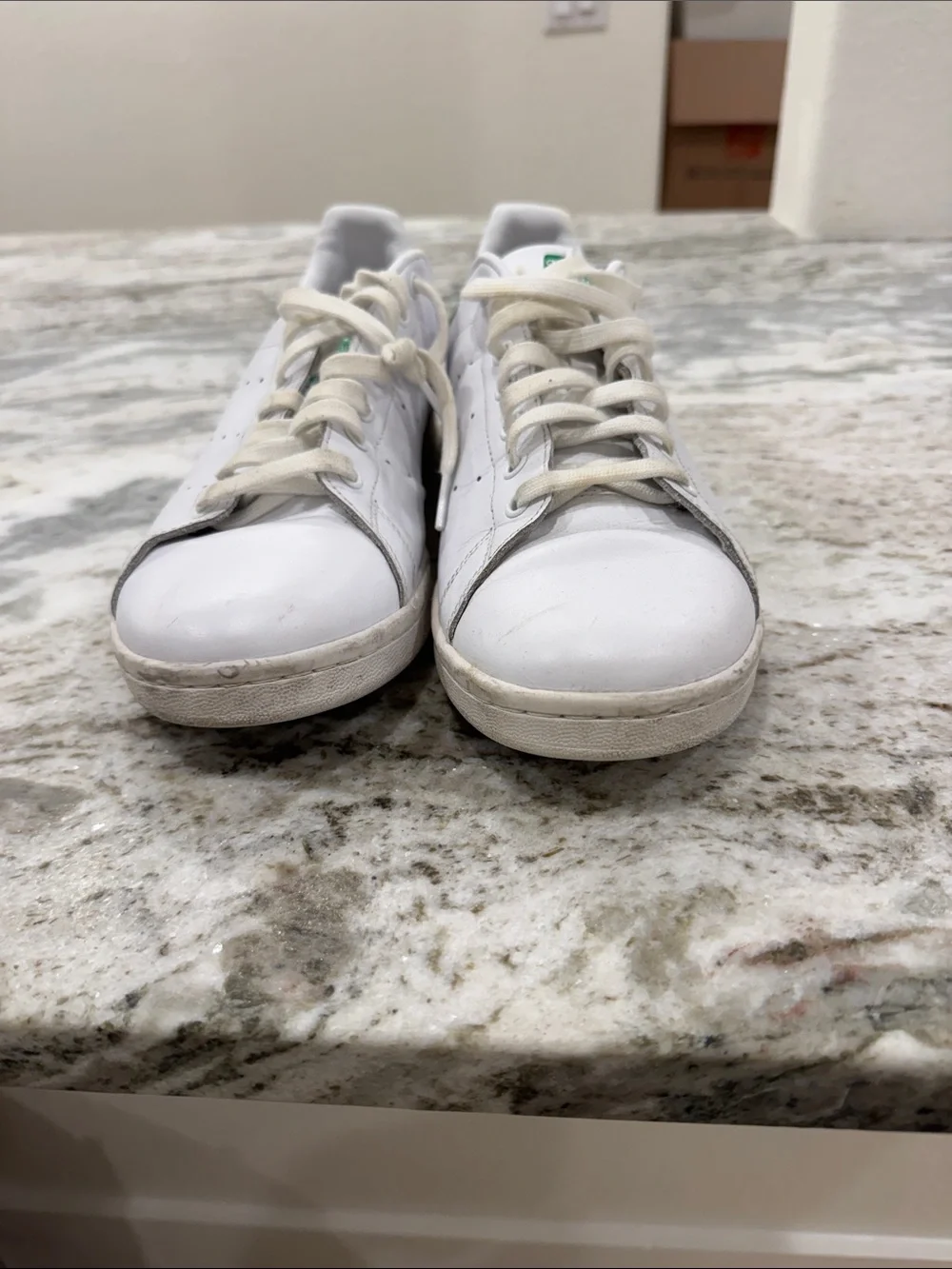 Stan Smith adidas White Sneakers with Green Heel Tab size 12